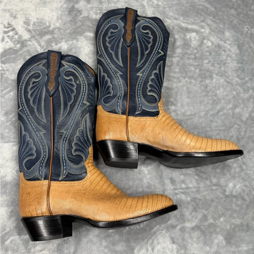 Vintage Larry Mahan Tan and Navy Cowboy Boots - Picture 6 of 11